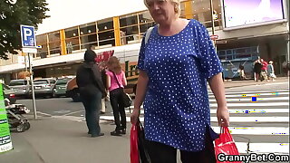 Huge boobs blonde granny pleases young outlander